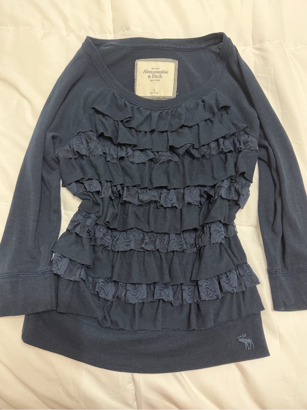 Vintage Abercrombie & Fitch Girls' Navy Ruffle Long-Sleeve Top